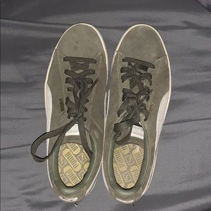 Size 11 Green Puma Suede shoes
